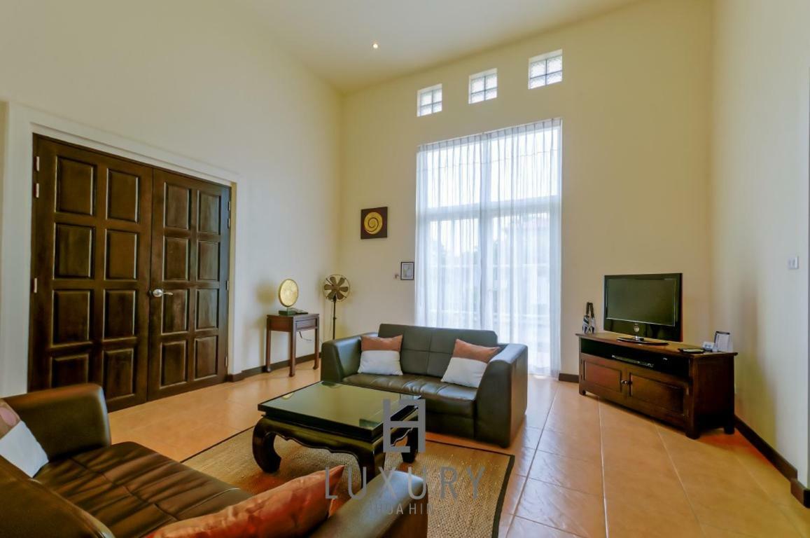 Bali Style 2 Bedroom Villa With Pool - B99 华欣 外观 照片